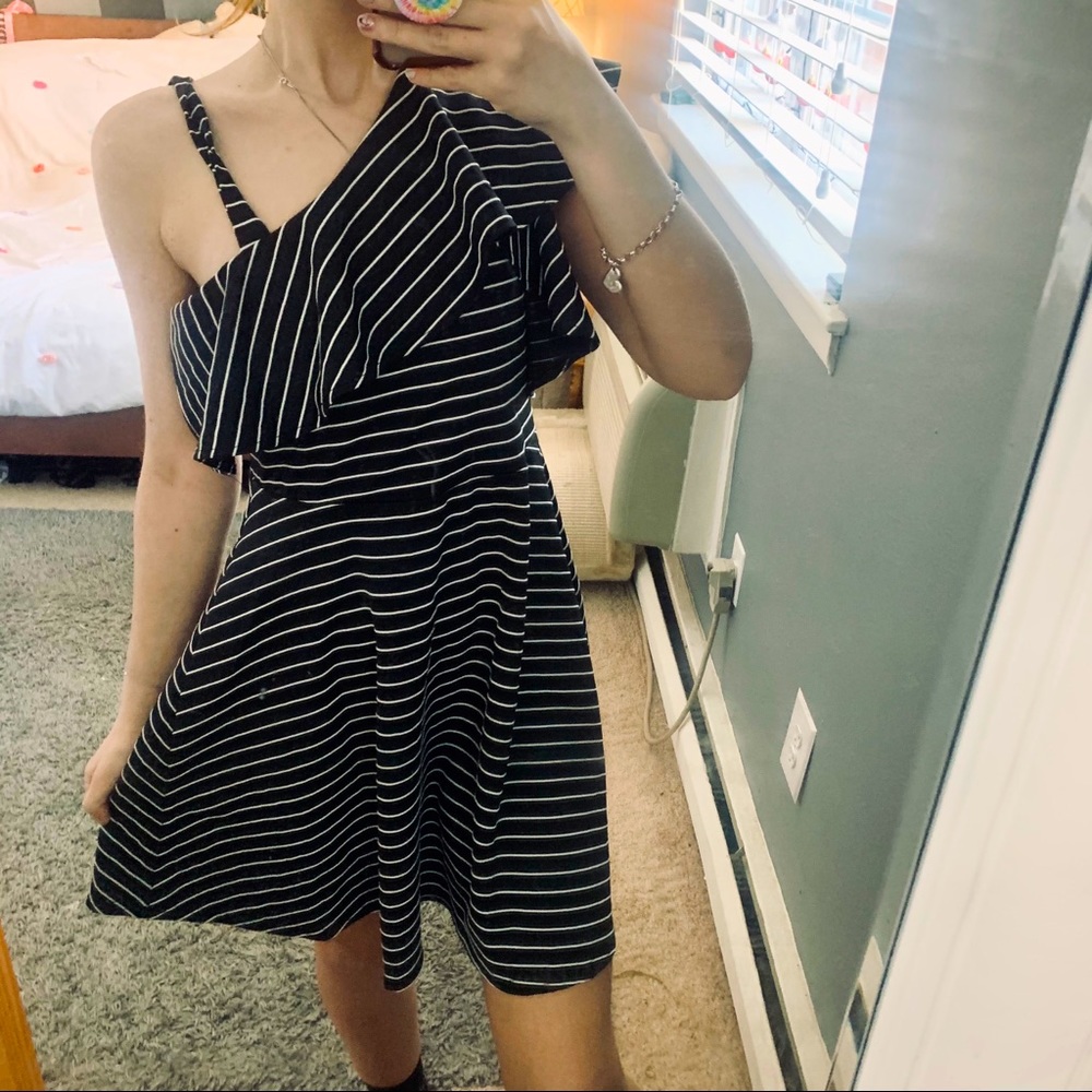 NWT Bardot black stripe ruffle shoulder dress